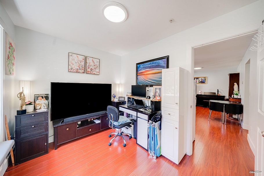 1023 E 8th Avenue Vancouver, BC - 21