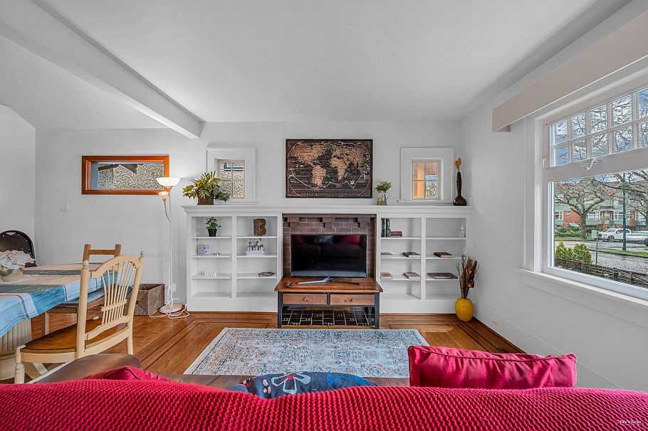3174 W 10th Avenue Vancouver, BC - 15