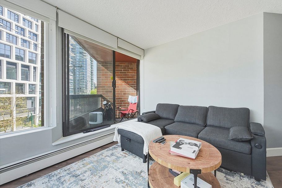 407 950 Drake Street Vancouver, BC - 5