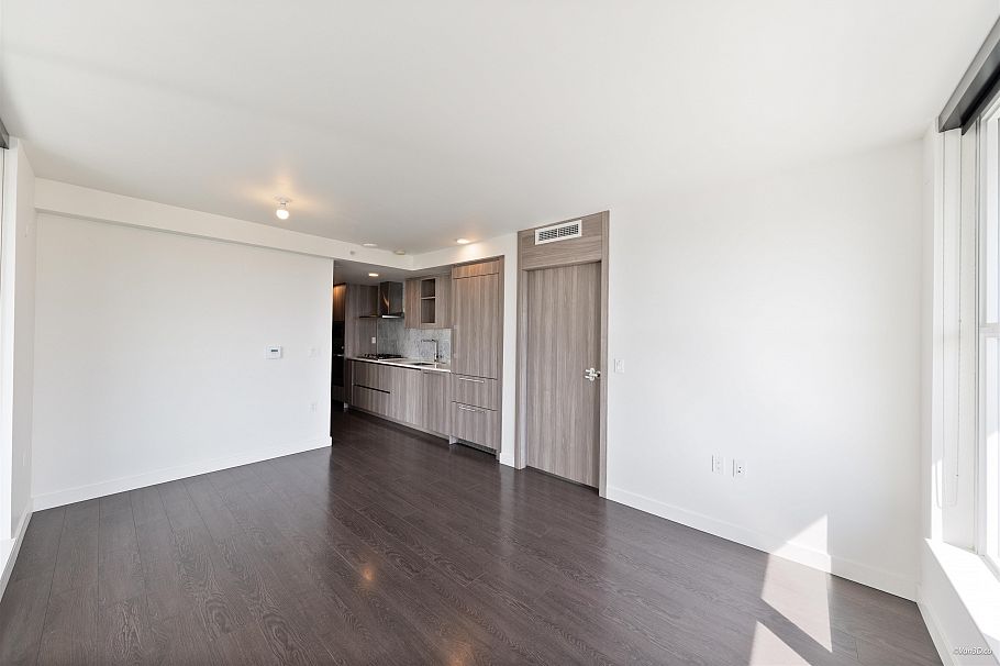901 455 SW Marine Drive Vancouver, BC - 2