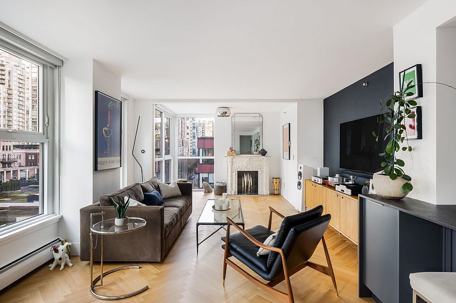806 1318 Homer Street Vancouver, BC - 3