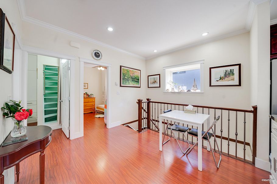 1023 E 8th Avenue Vancouver, BC - 6