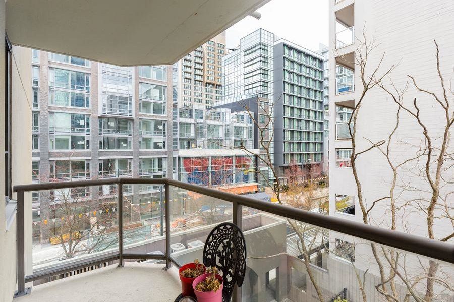 402 789 Drake Street Vancouver, BC - 16
