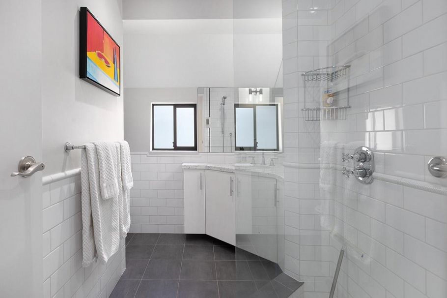 805 W 14th Avenue Vancouver, BC - 26