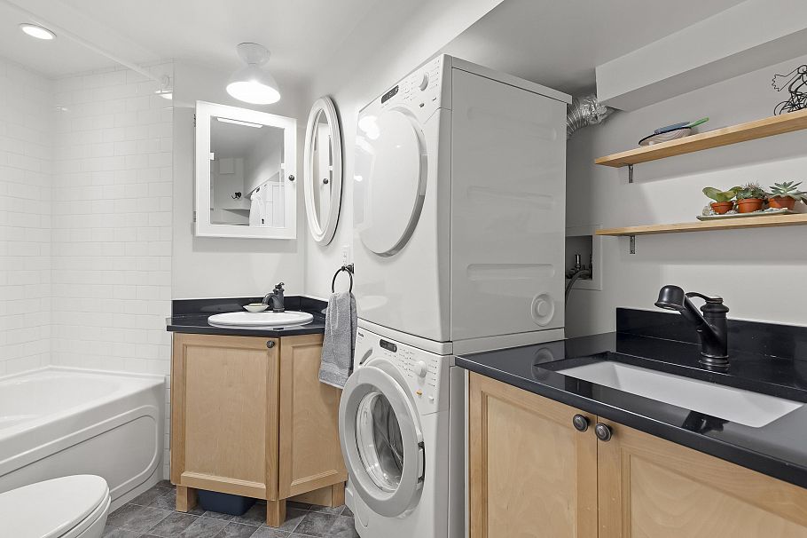 1485 Kitchener Street Vancouver, BC - 25