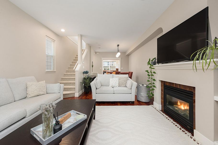 888 W 15th Avenue Vancouver, BC - 5