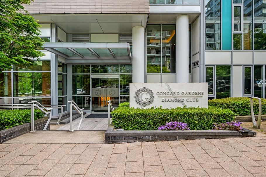 911 8800 Hazelbridge Way Richmond, BC - 24