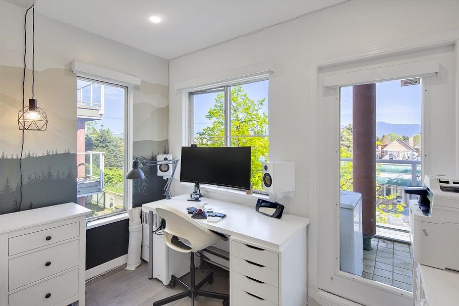 207 3280 W Broadway Vancouver, BC - 21