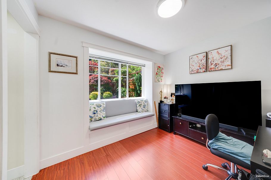 1023 E 8th Avenue Vancouver, BC - 20