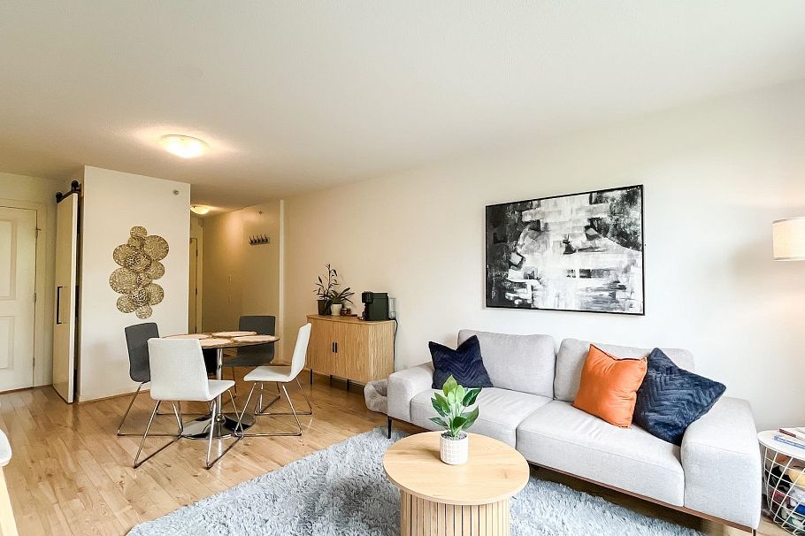 305 3638 Vanness Avenue Vancouver, BC - 5