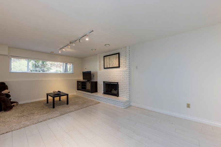 2549 Bendale Road North Vancouver, BC - 17