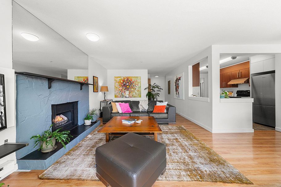 202 1000 Bowron Court North Vancouver, BC - 3