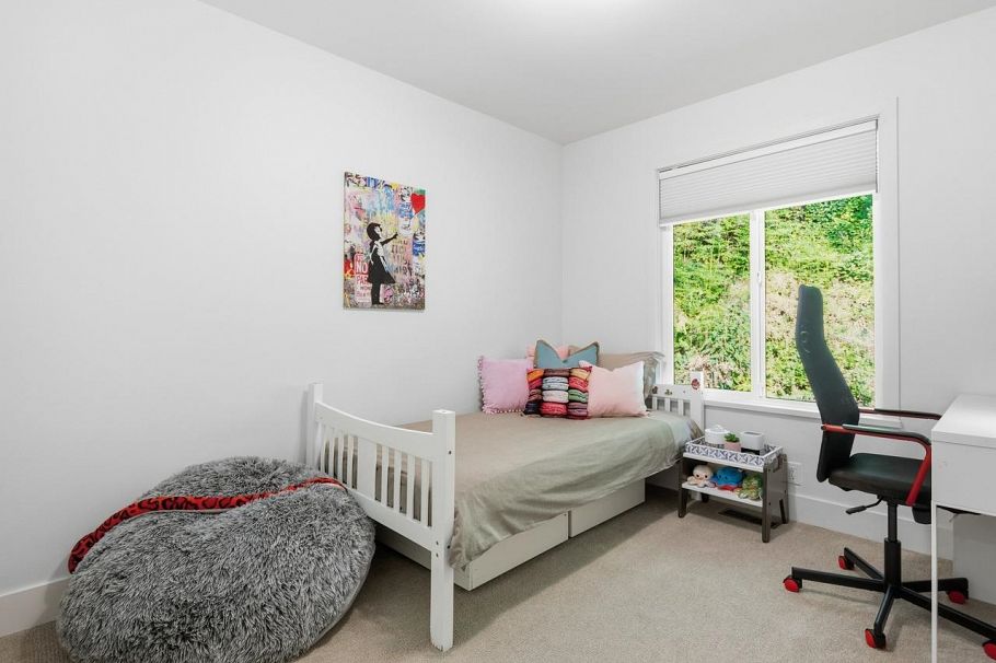1516 Mcnair Drive North Vancouver, BC - 12