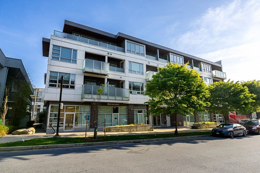 204 711 W 14th Street North Vancouver, BC - 3