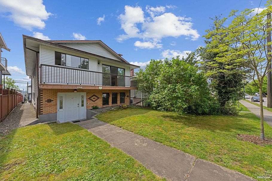 586 E 59th Avenue Vancouver, BC - 2
