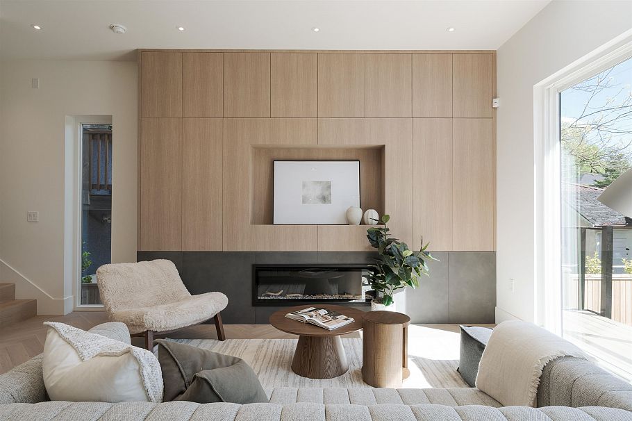 2258 Garden Drive Vancouver, BC - 2