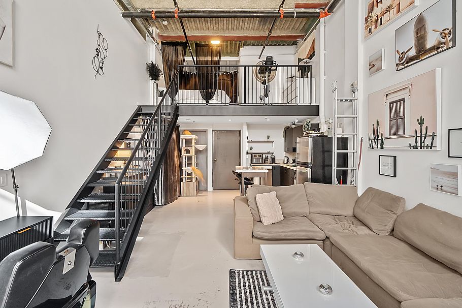205 234 E 5th Avenue Vancouver, BC - 3