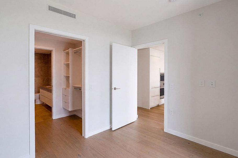 1704 7433 Cambie Street Vancouver, BC - 8