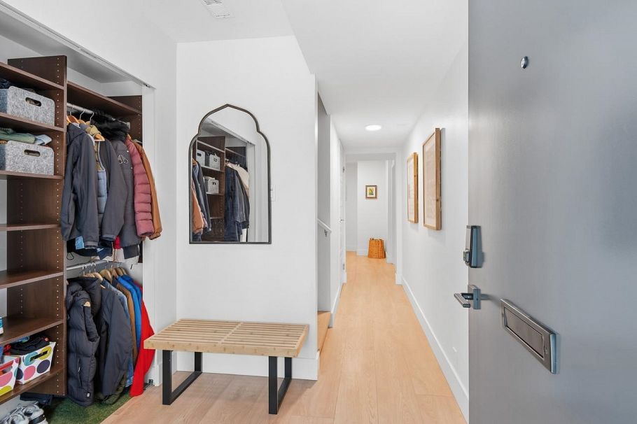 1516 Mcnair Drive North Vancouver, BC - 19