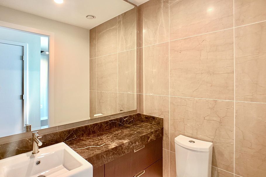 2504 1335 Howe Street Vancouver, BC - 9