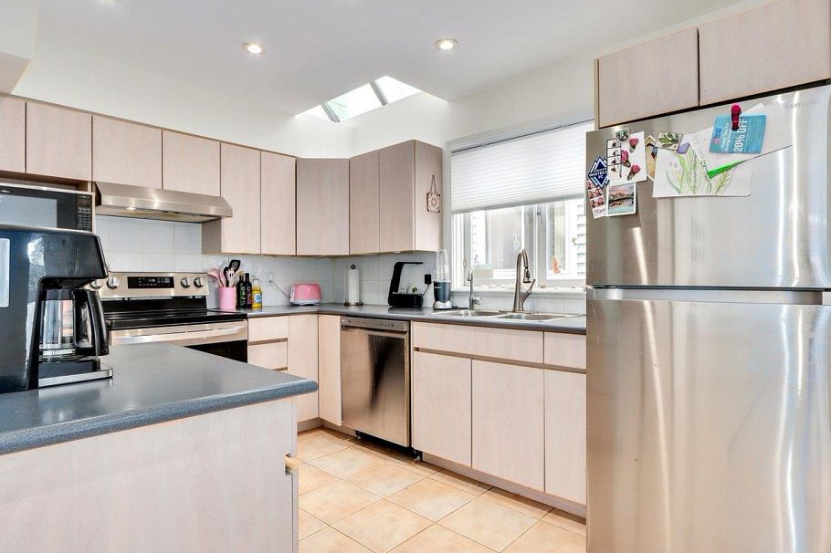 2602 Point Grey Road Vancouver, BC - 7