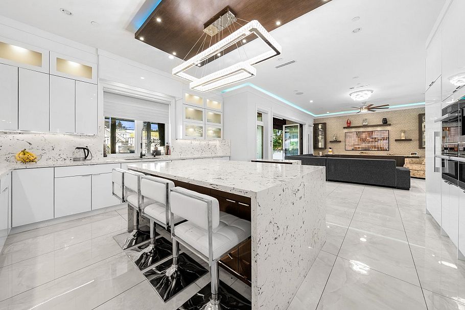 3419 E 48th Avenue Vancouver, BC - 17