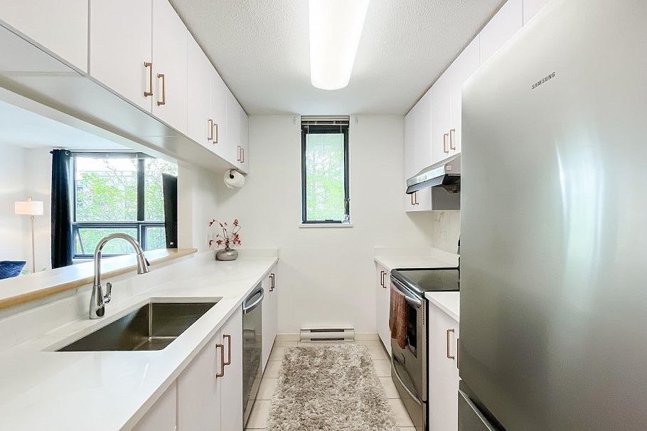 305 3638 Vanness Avenue Vancouver, BC - 7