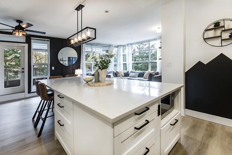 102 3602 Aldercrest Drive North Vancouver, BC - 9