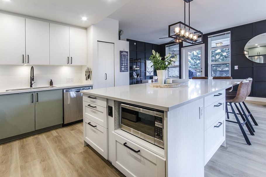 102 3602 Aldercrest Drive North Vancouver, BC - 8