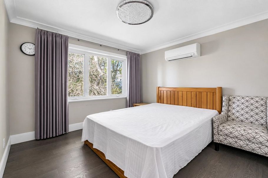 2374 W 35th Avenue Vancouver, BC - 31