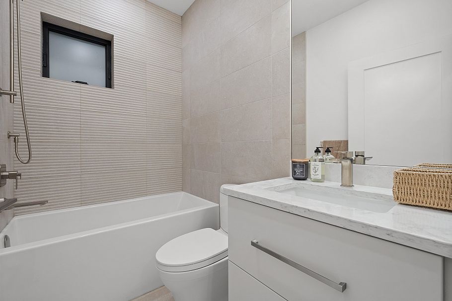 3670 Fleming Street Vancouver, BC - 27