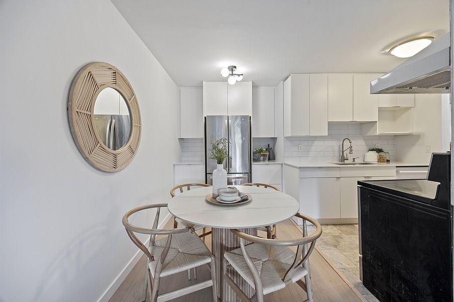 105 1440 E Broadway Vancouver, BC - 11