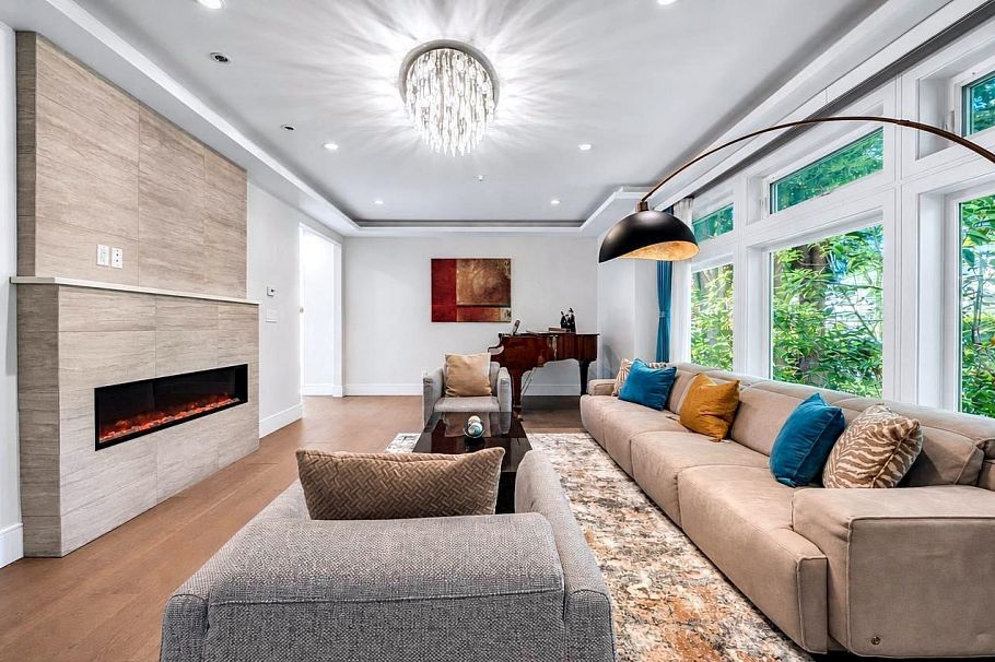 2374 W 35th Avenue Vancouver, BC - 5