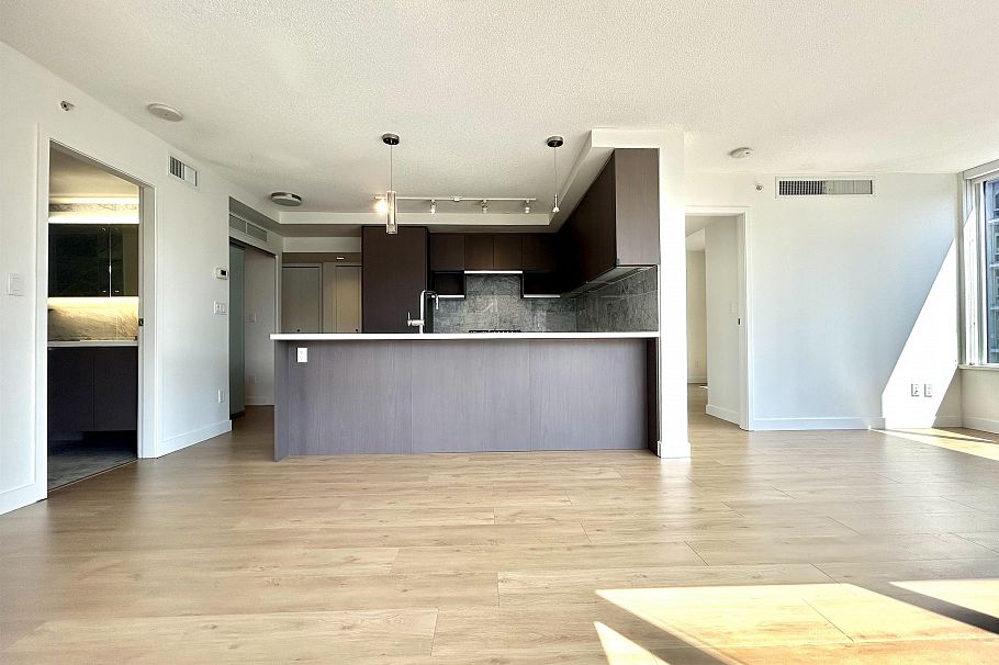 1003 8833 Hazelbridge Way Richmond, BC - 13
