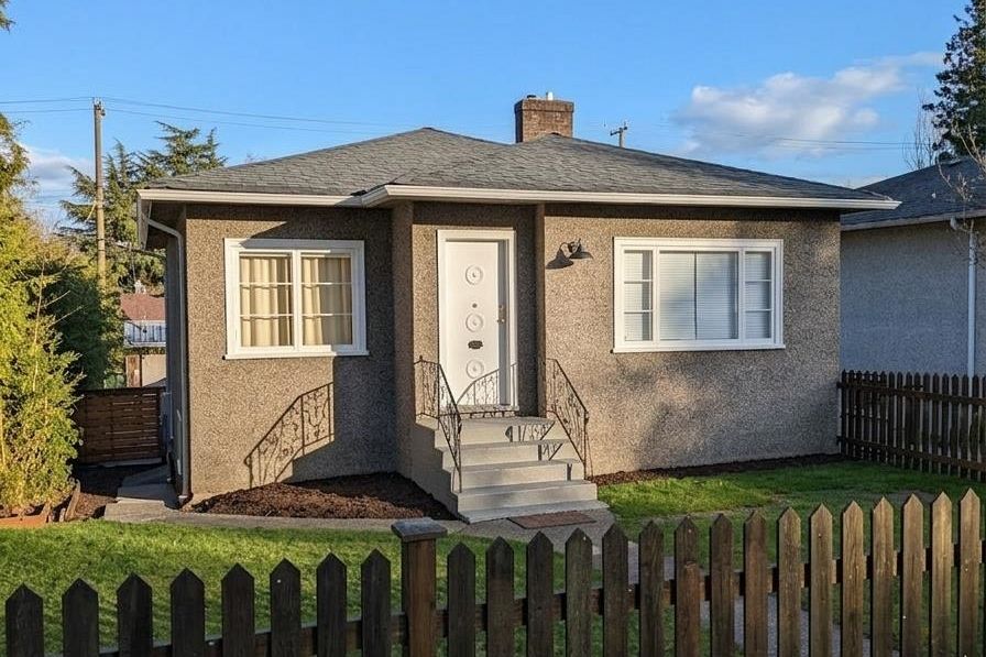 2161 E 20th Avenue Vancouver, BC - 19