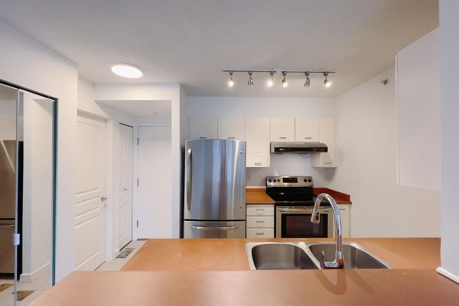 806 3438 Vanness Avenue Vancouver, BC - 13