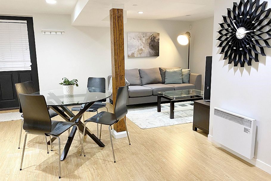 4241 Balkan Street Vancouver, BC - 27