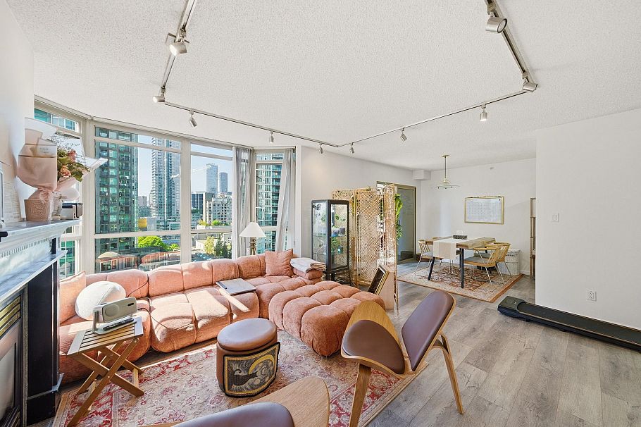 1705 867 Hamilton Street Vancouver, BC - 3