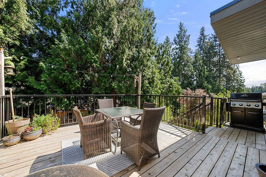 3642 Sykes Road North Vancouver, BC - 31