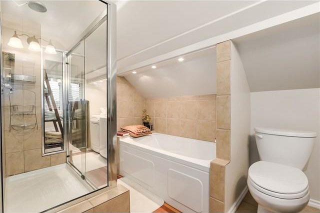761 W 26th Avenue Vancouver, BC - 17