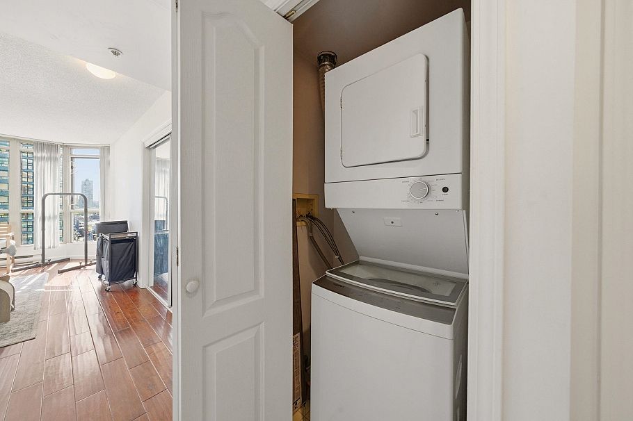 1705 867 Hamilton Street Vancouver, BC - 13