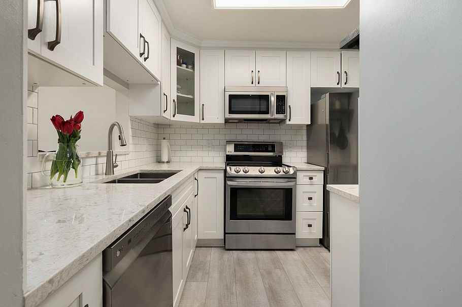 109 2965 Horley Street Vancouver, BC - 6