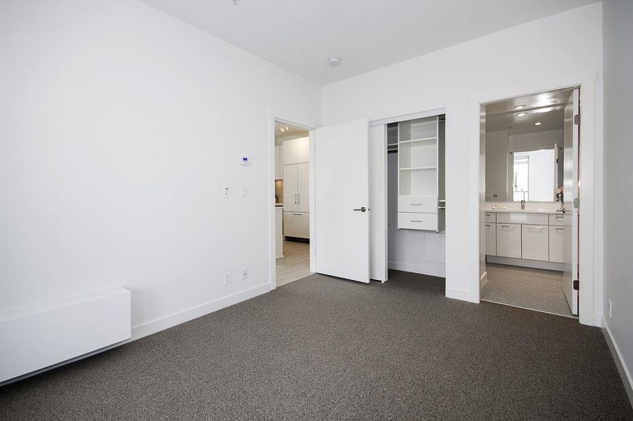 315 711 W 14th Street North Vancouver, BC - 8