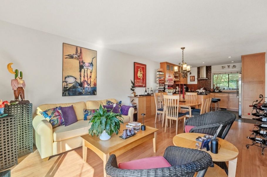 1106 Premier Street North Vancouver, BC - 6