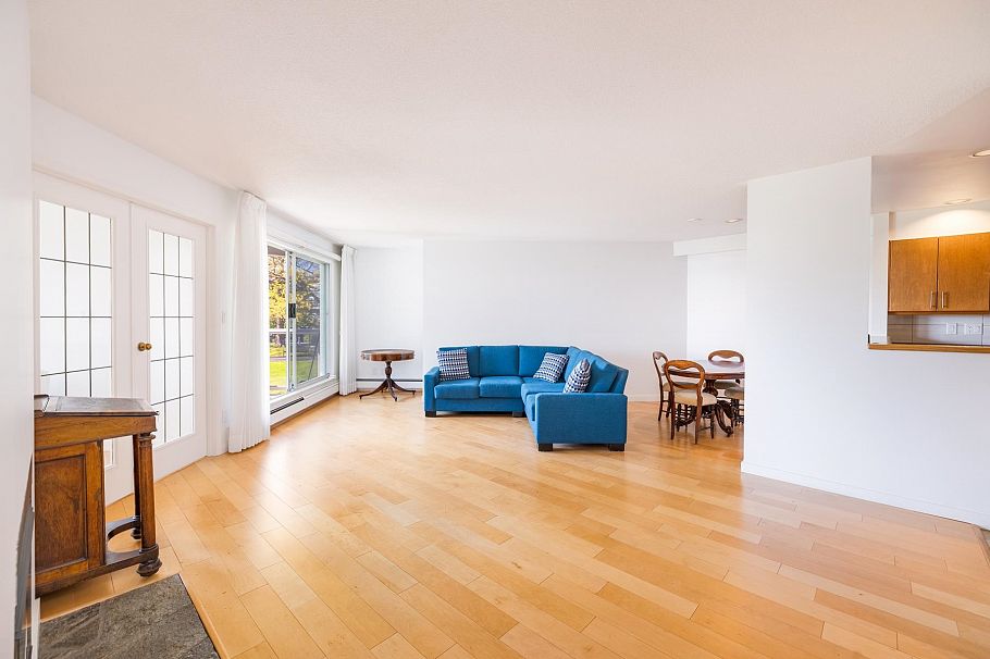 1206 33 Chesterfield Place North Vancouver, BC - 19