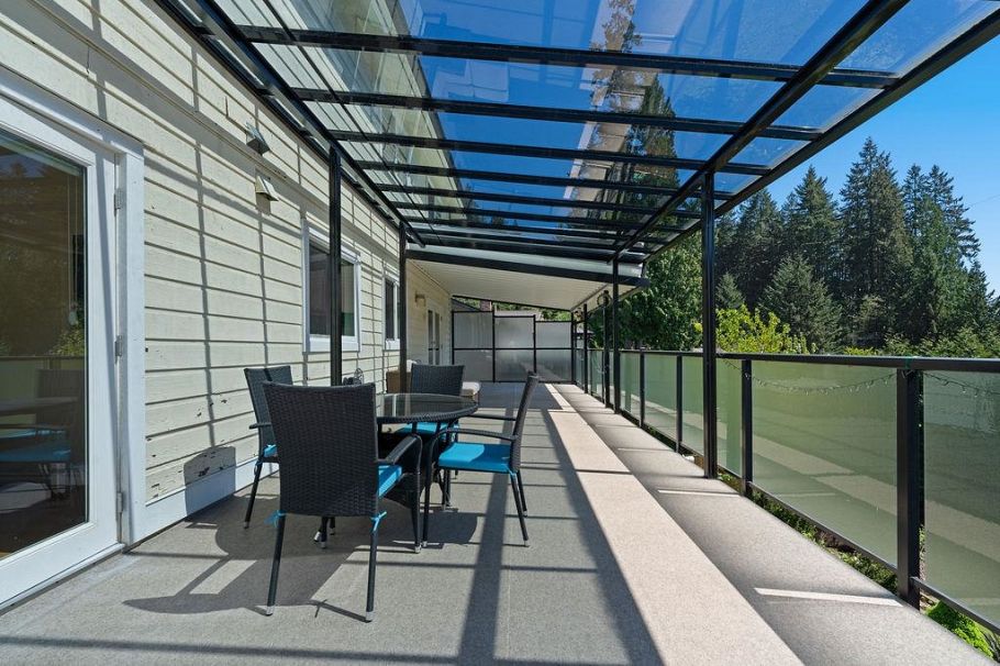 707 E Braemar Road North Vancouver, BC - 21