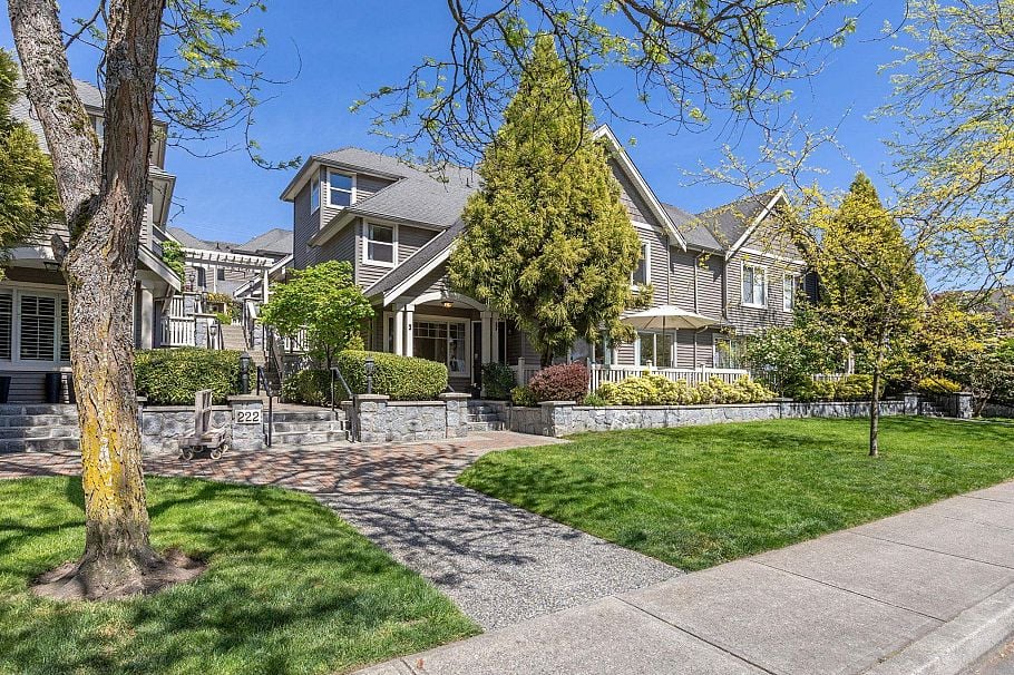 3 222 E 5th Street North Vancouver, BC - 1