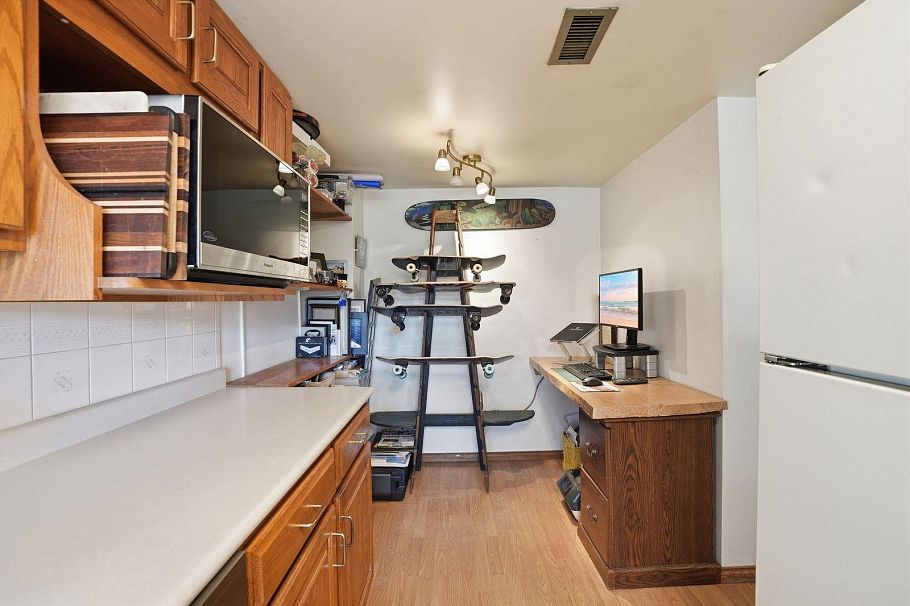 1021 Old Lillooet Road North Vancouver, BC - 13