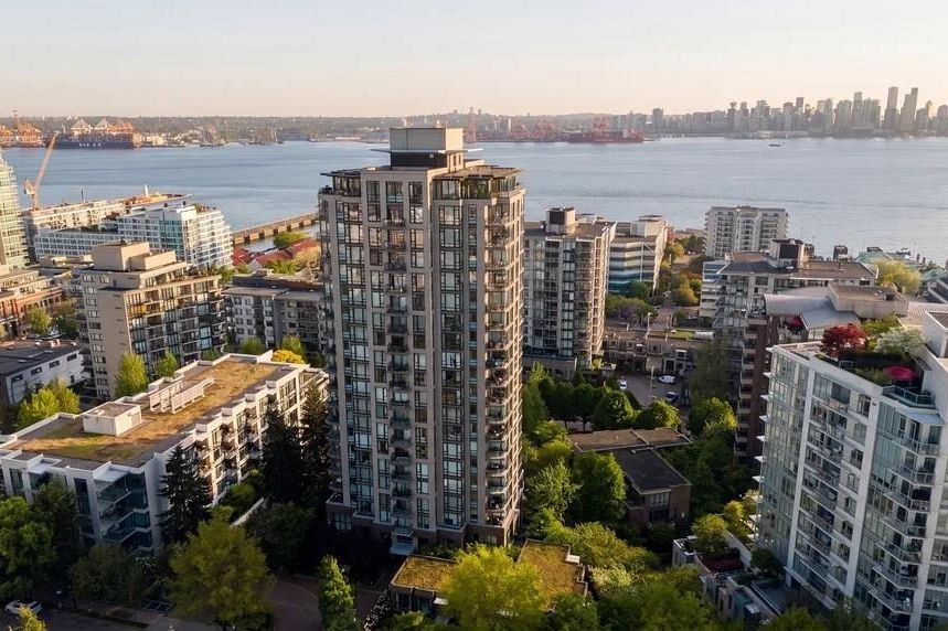 807 151 W 2nd Street North Vancouver, BC - 1