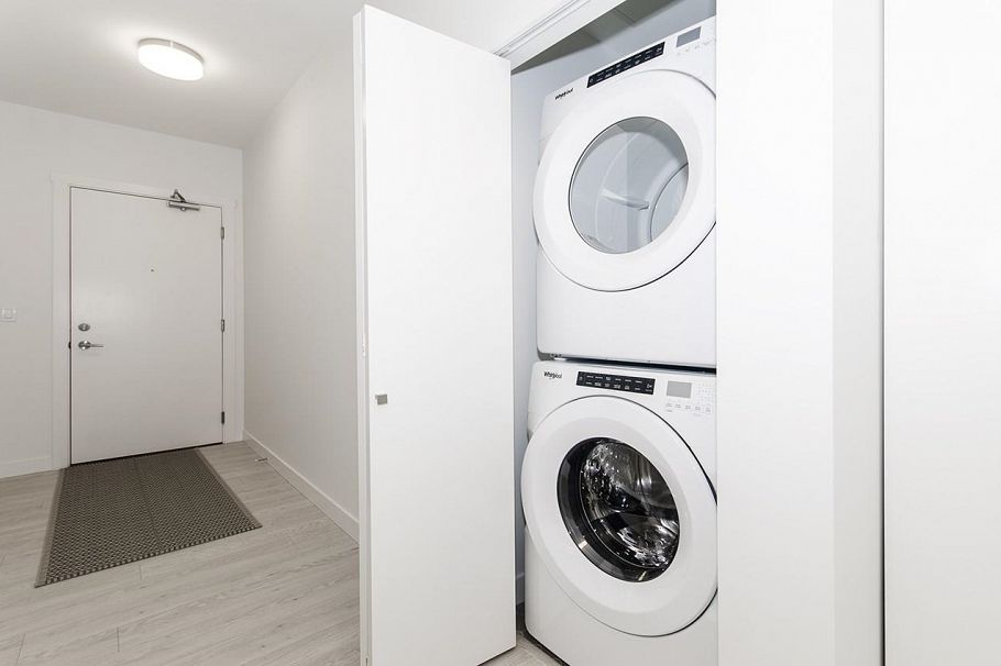 315 711 W 14th Street North Vancouver, BC - 12